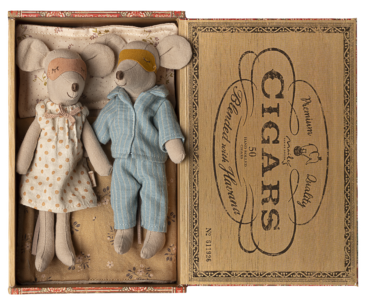 Maileg - Mum and Dad - Mice in cigarbox