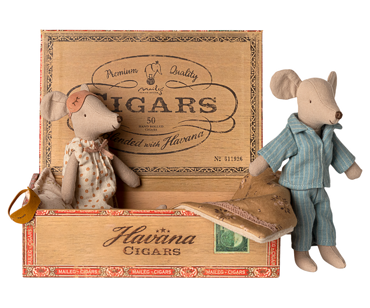 Maileg - Mum and Dad - Mice in cigarbox