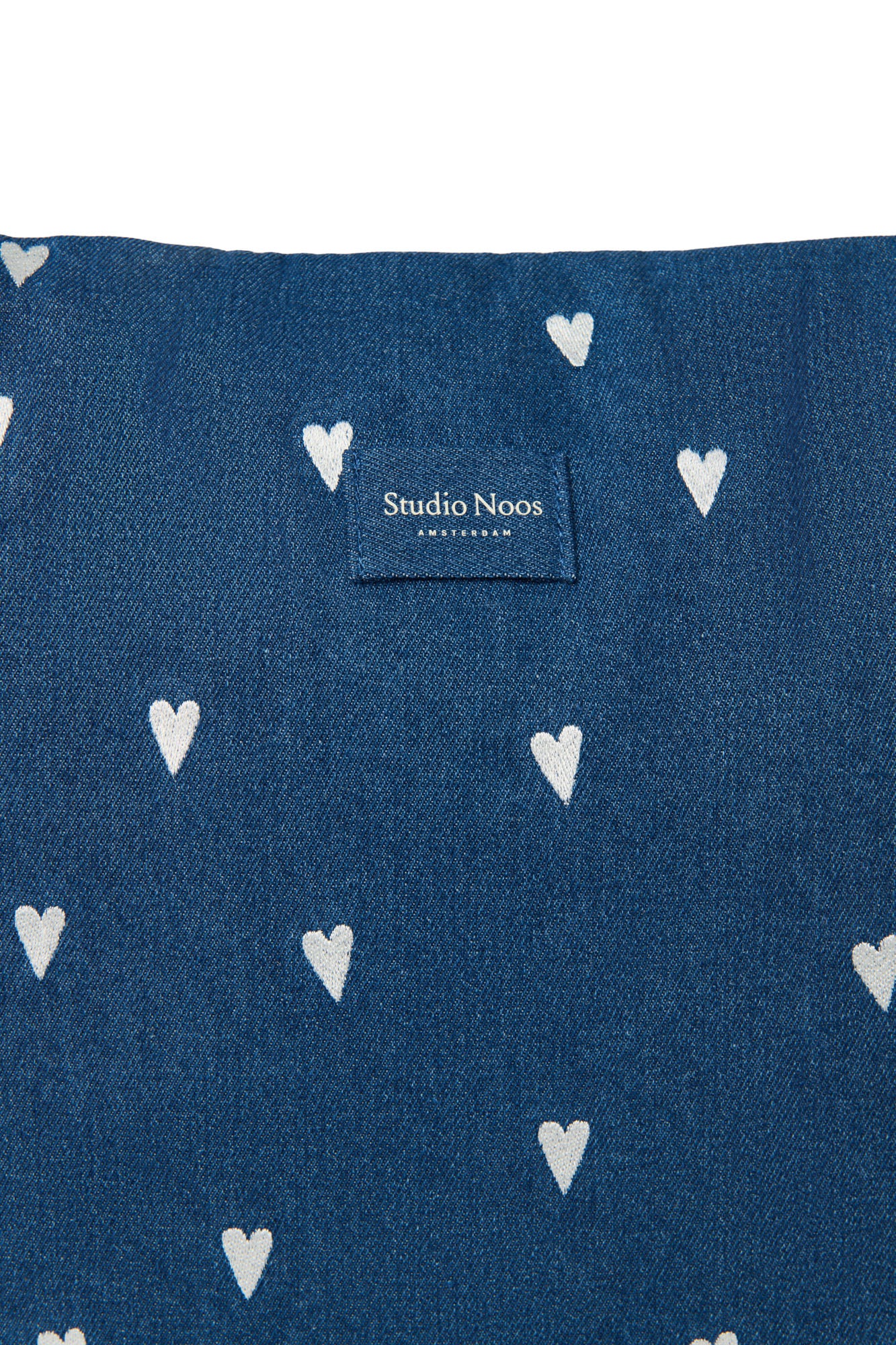 Pearls and Swines Studio Noos - Denim Diaperbag - Dark White Hearts - Pearls & Swines