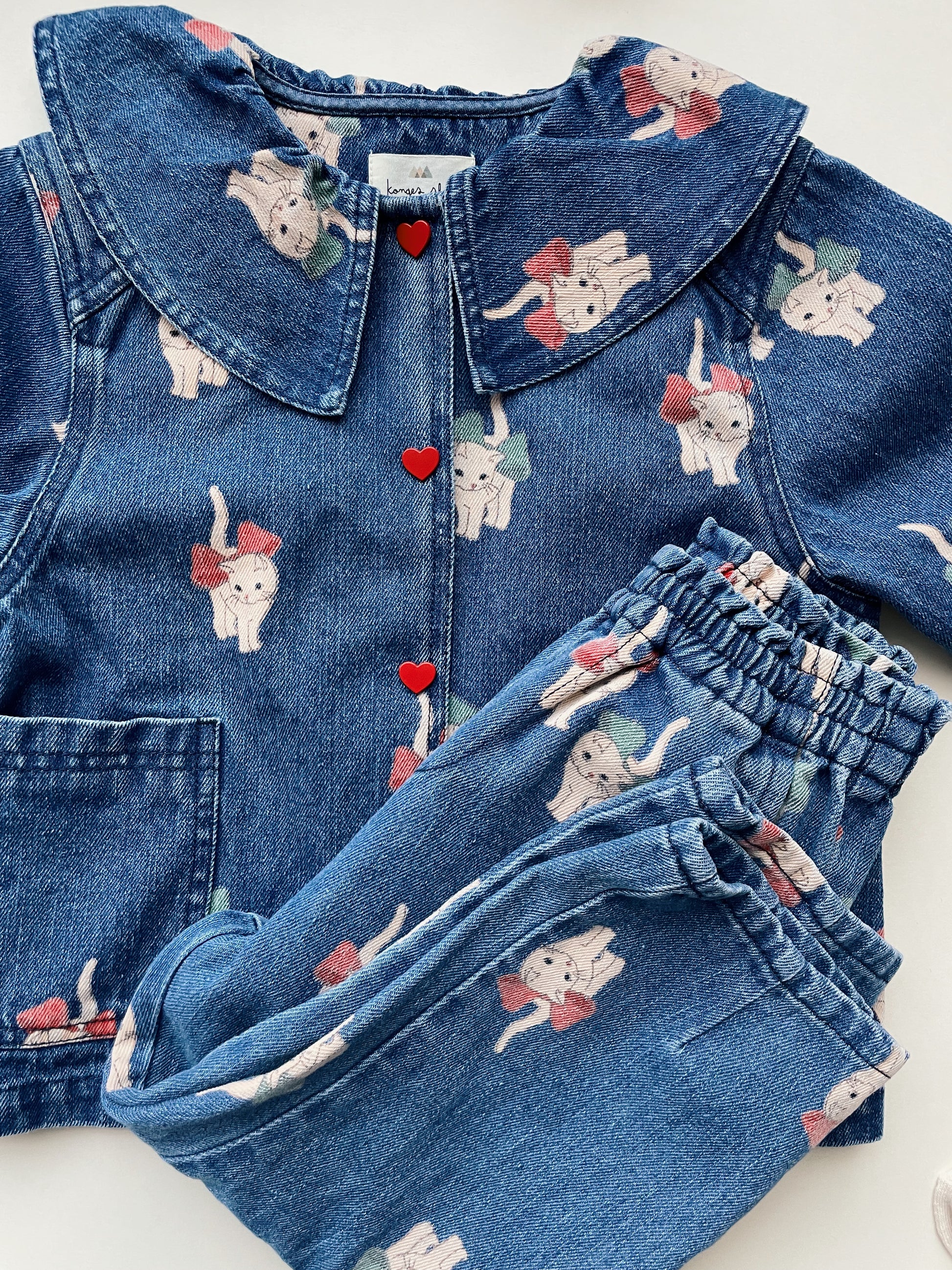 Konges Sløjd Konges Sløjd Magot Denim Shirt - Kitty Bow - Pearls & Swines