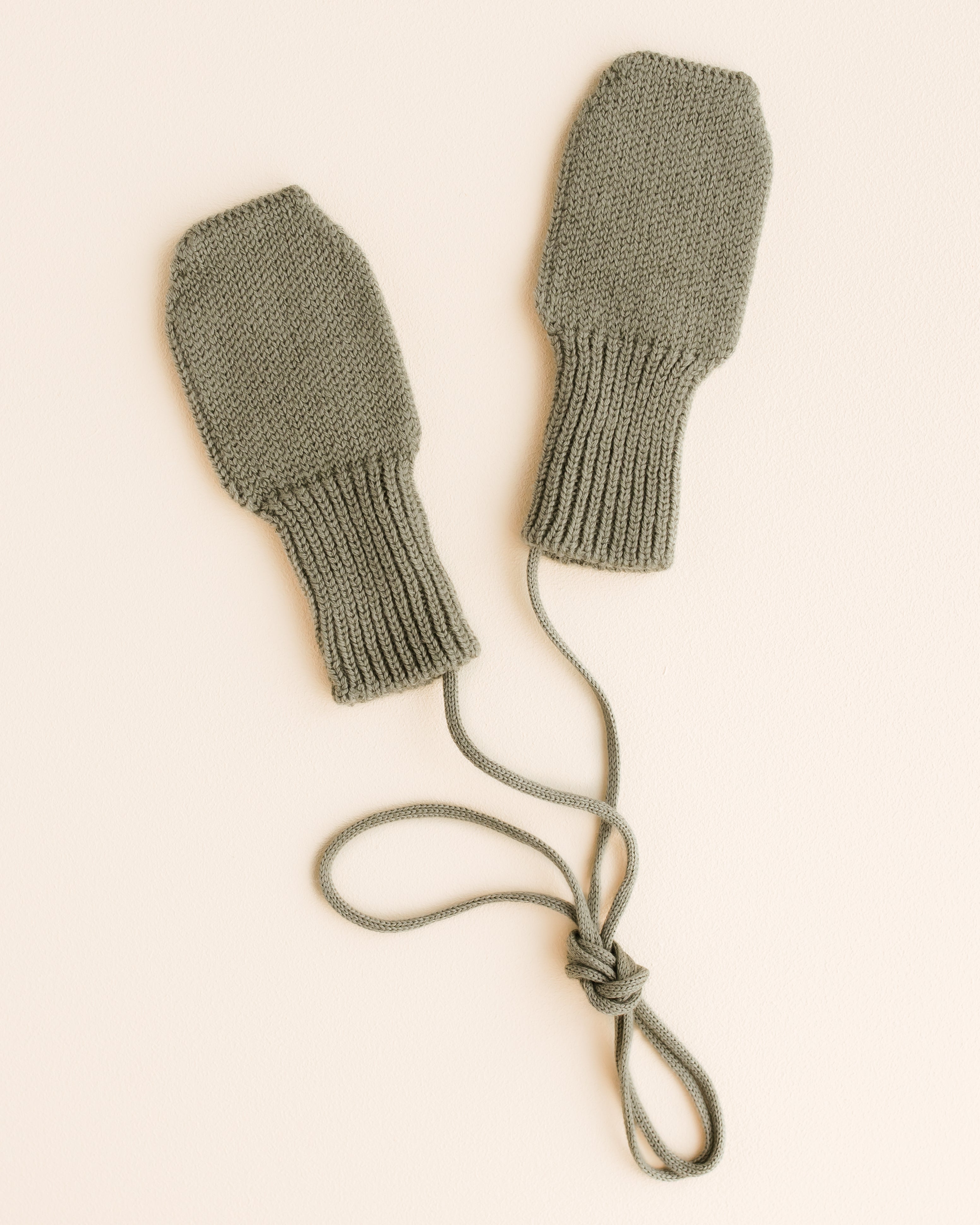 Hvid Hvid - Mittens - Artichoke - Pearls & Swines