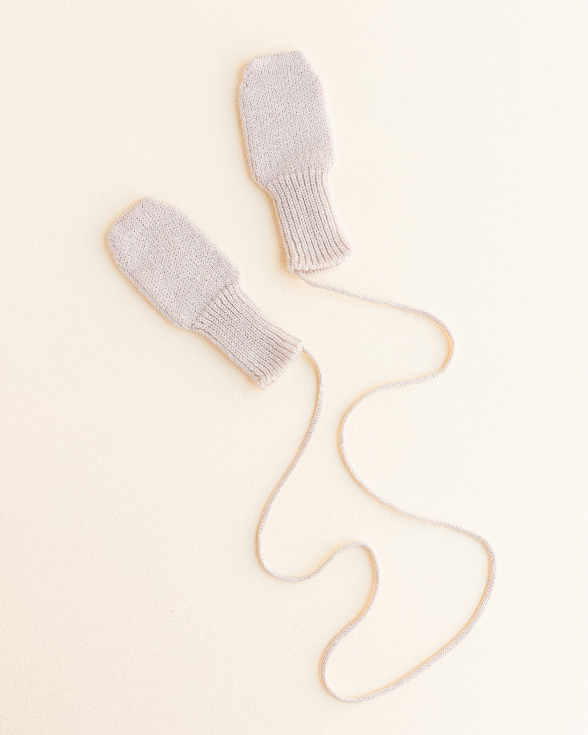 Hvid Hvid - Mittens - Cream - Pearls & Swines