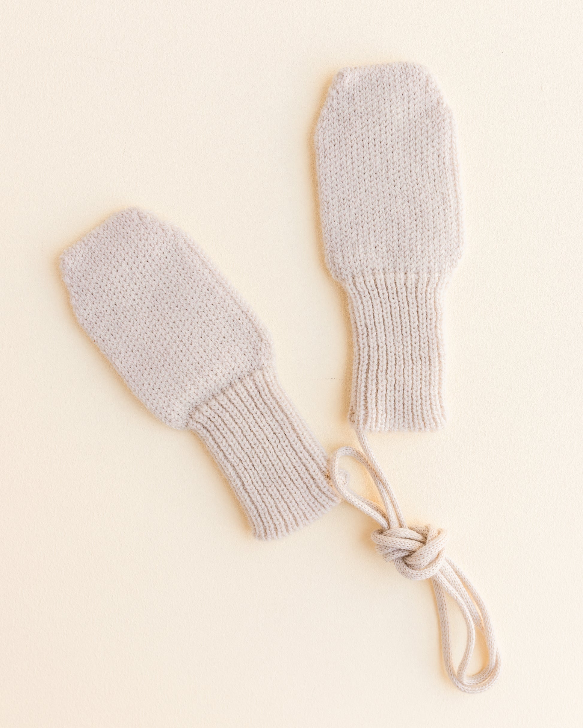 Hvid Hvid - Mittens - Cream - Pearls & Swines
