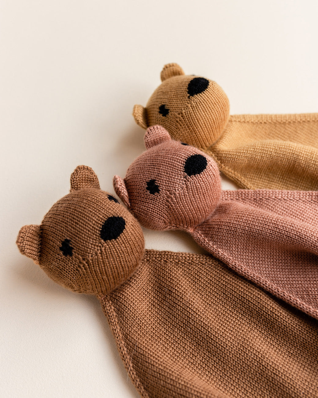 Hvid Hvid - Teddy Tokki - Terracotta - Pearls & Swines
