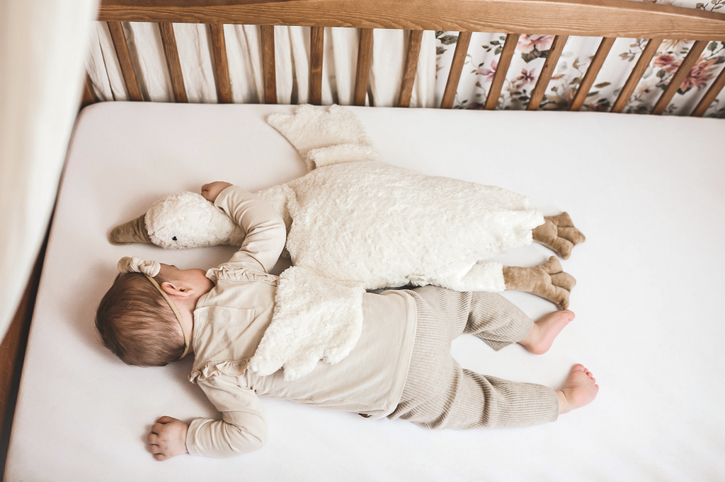 Senger Senger - Cuddly Animal Goose - Large - White - Pearls & Swines