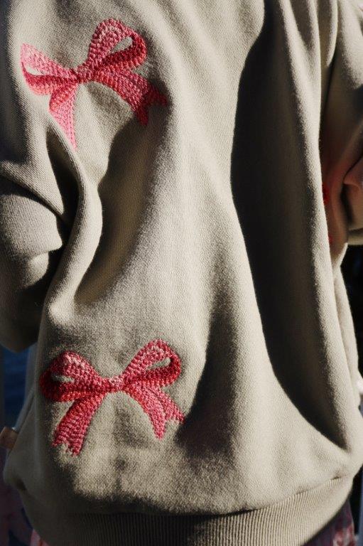 Konges Sløjd Konges Sløjd Lou Bow Sweatshirt - Tea - Pearls & Swines