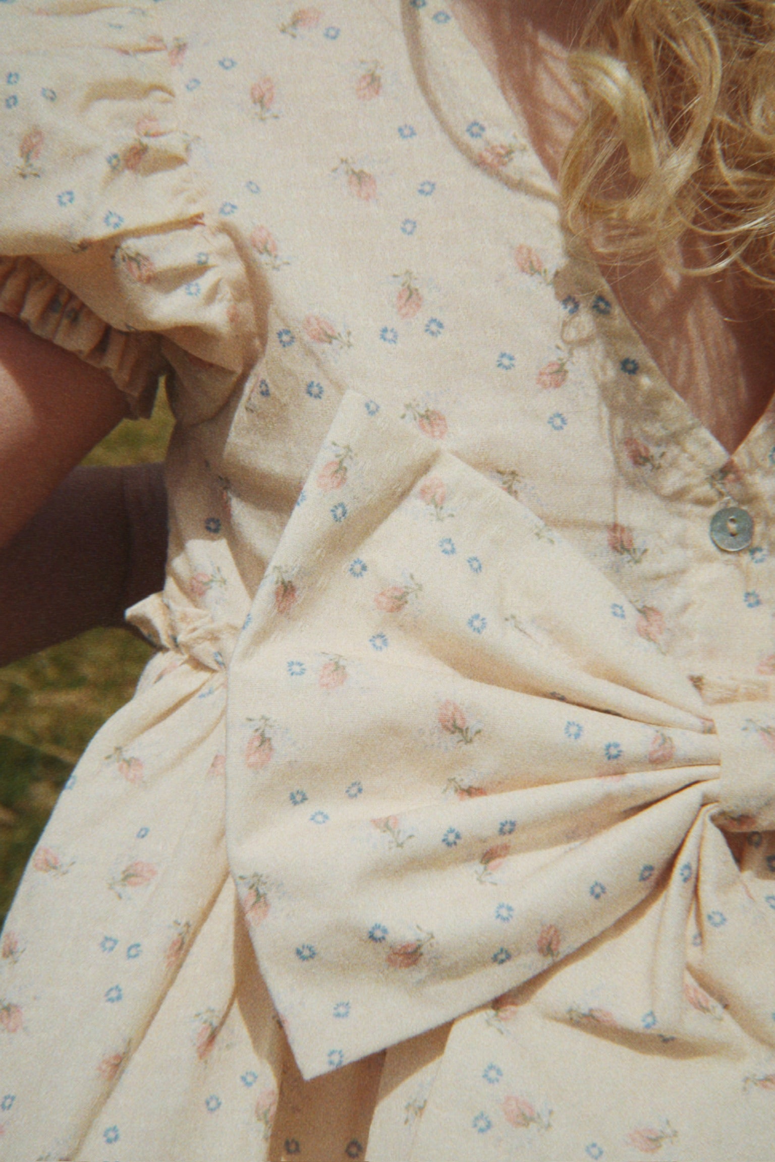 Konges Sløjd Sun Sale - Konges Sløjd - Evia Bow Dress GOTS - Brise D'ètè - Pearls & Swines