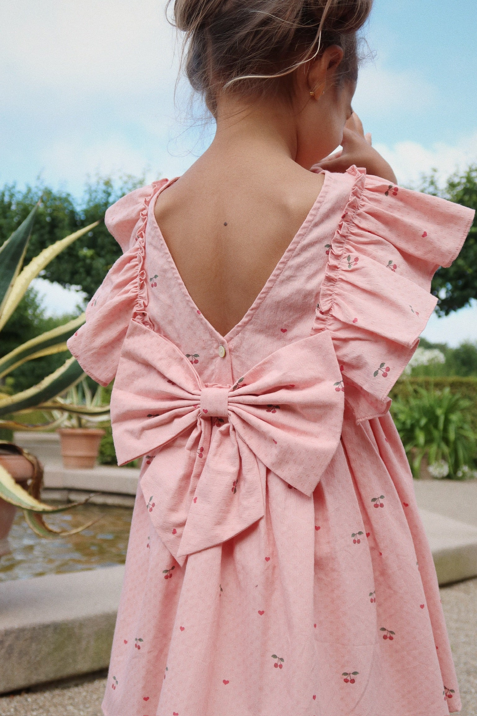 Konges Sløjd Sun Sale - Konges Sløjd - Evia Frill Dress GOTS - Cherry Coeur - Pearls & Swines