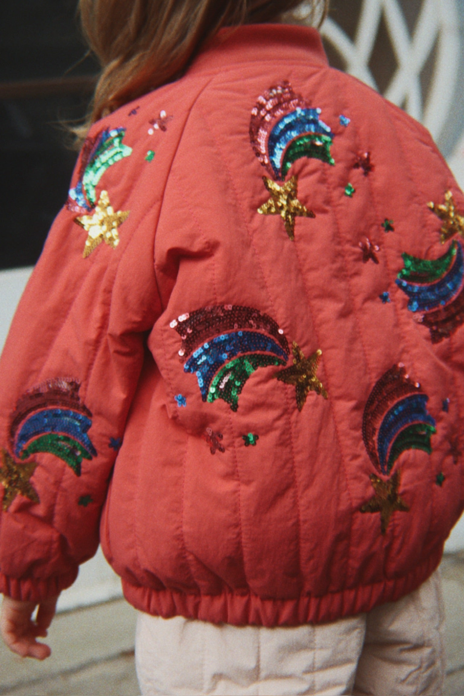 Konges Sløjd Konges Sløjd - Juno Sequin Bomber Jacket - Cardinal - Pearls & Swines