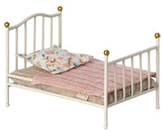 Maileg Maileg - Vintage Bed, Mouse - Off-White - Pearls & Swines