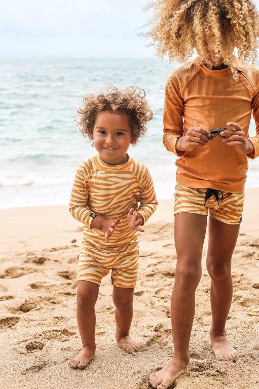 Beach &amp; Bandits Lappendag - Beach & Bandits - Golden Tiger - Baby Suit - Pearls & Swines
